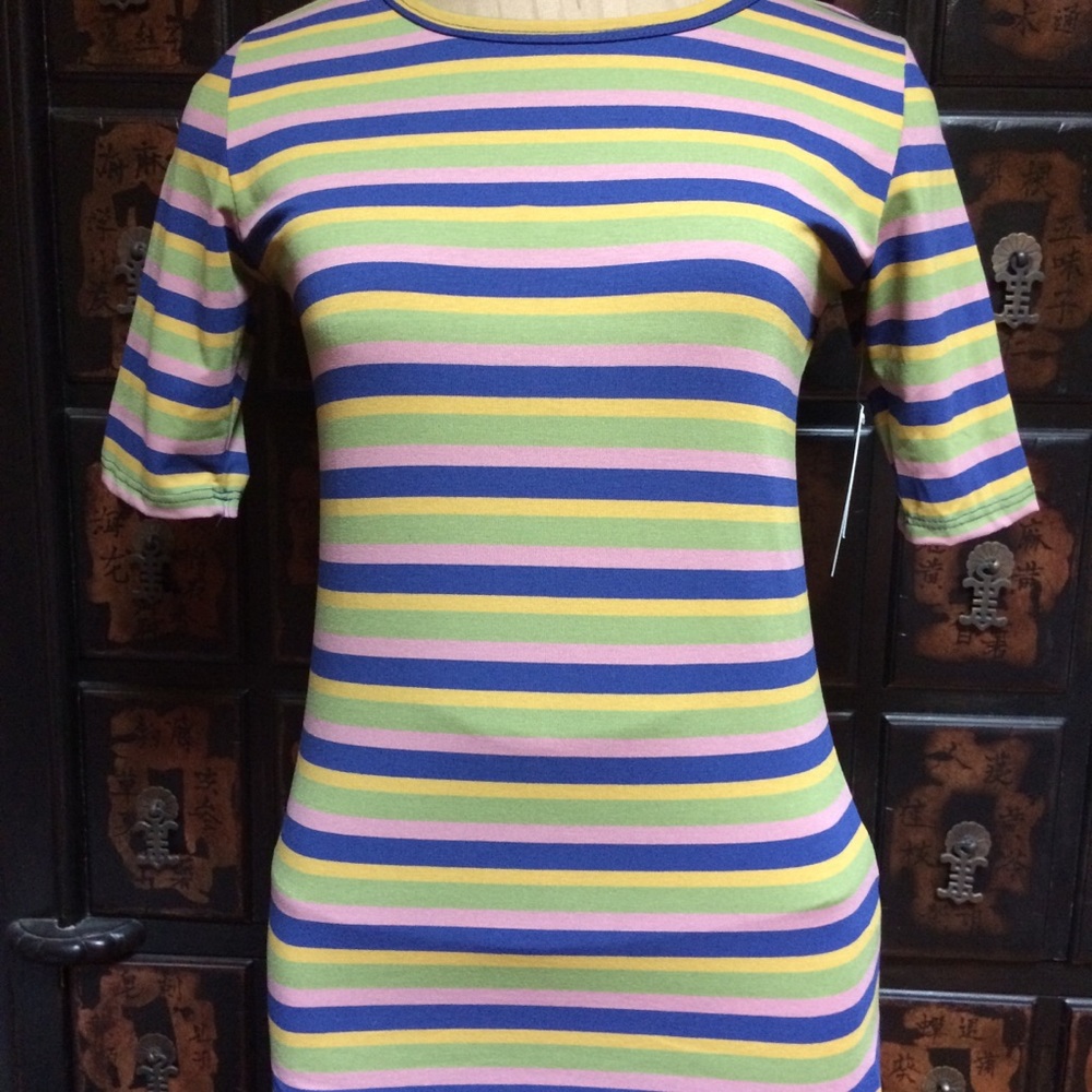 Lularoe spring color striped Gigi top!